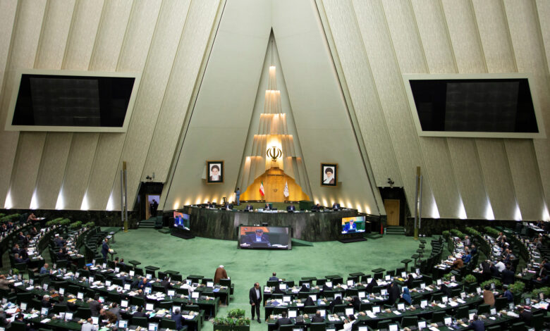 اتجاهات الداخل الإيراني في ظل تركيبة البرلمان الجديدة